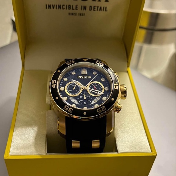 Invicta Pro Diver SCUBA Men's Watch -Gold, Black (6981)